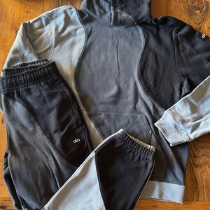 Alo Black and Gray Wave set. New no tags. Limited color